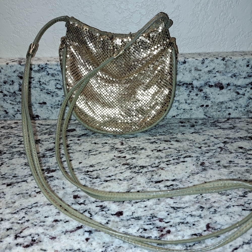 💙Whiting & Davis Vintage gold mesh